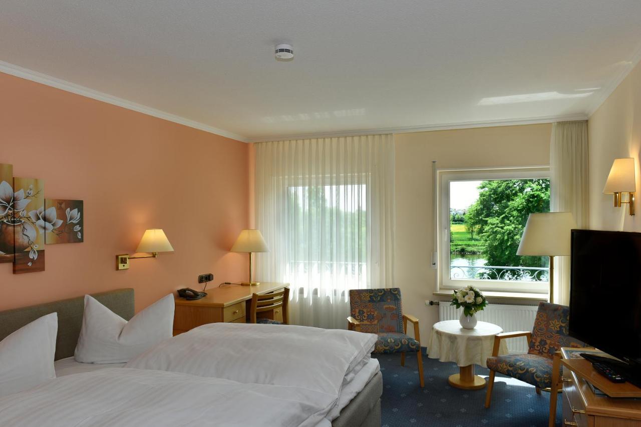 מיינטל Hotel Restaurant Zum Schiffchen מראה חיצוני תמונה