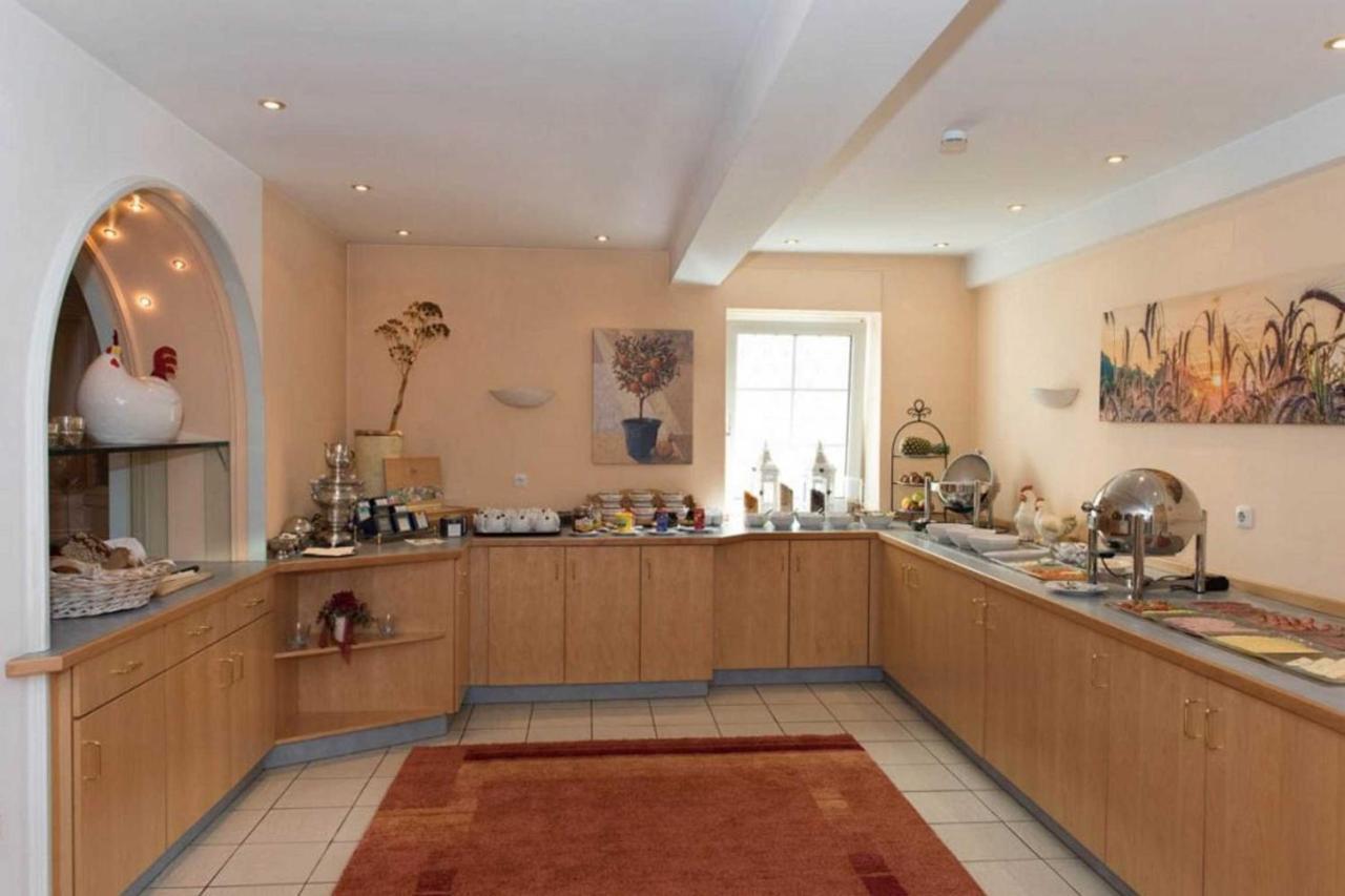 מיינטל Hotel Restaurant Zum Schiffchen מראה חיצוני תמונה