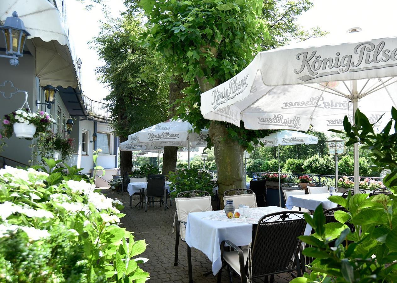 מיינטל Hotel Restaurant Zum Schiffchen מראה חיצוני תמונה